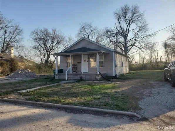 546 Mildred Ave, Cahokia, IL 62206