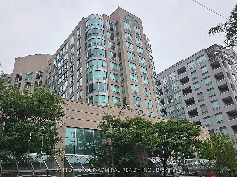 942 Yonge St #517 — Photo 18