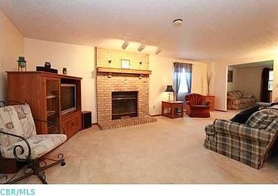 4th image of 344 Jonell Ln