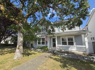 2412 Arnold St, Dupont, WA 98327