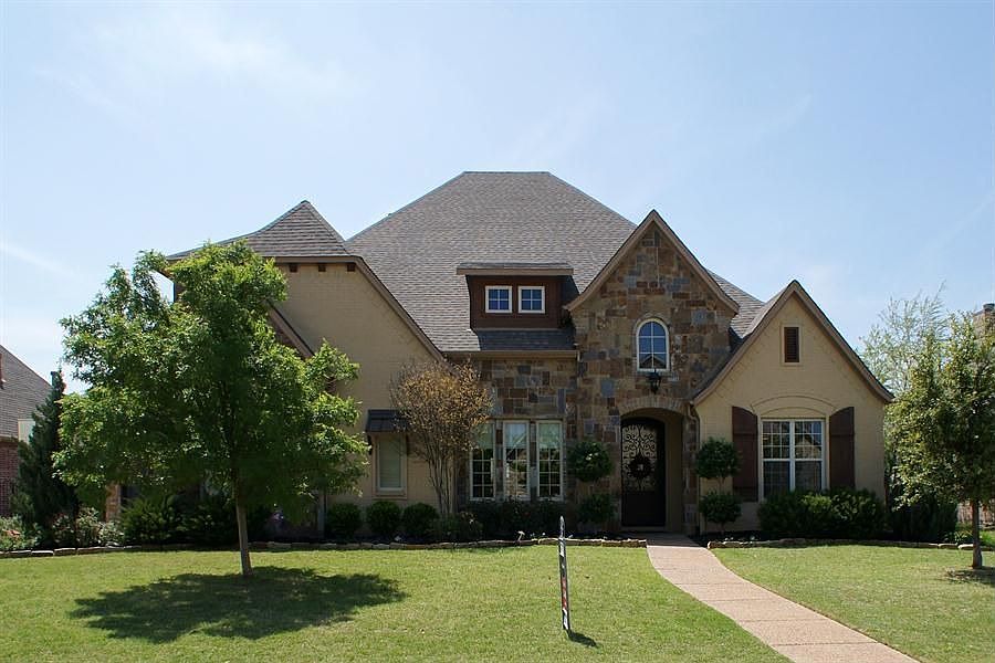 1st image of 504 Clear Vista Dr