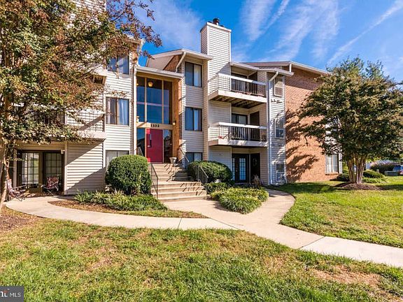 2nd image of 1102 Castle Harbour Way Unit 3A