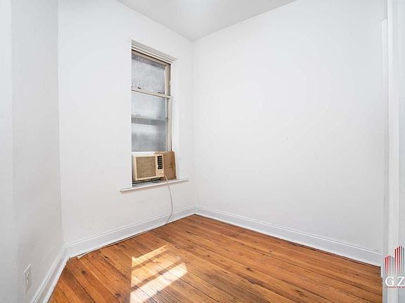 3rd image of 575 W 155th St #43