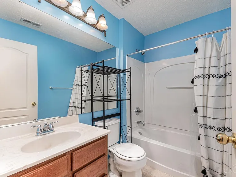 624 Heritage Sq #624 — Photo 30