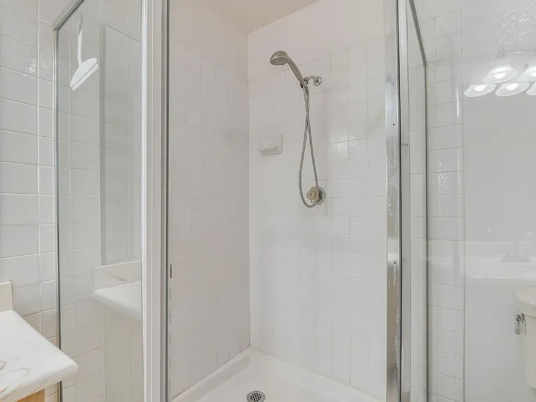 5267 Westwind Rd — Photo 28