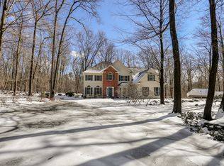 9 Crystal Rock Rd, Sparta, NJ 07871