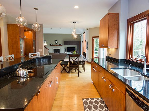 5th image of 3369 Quail Hollow Dr