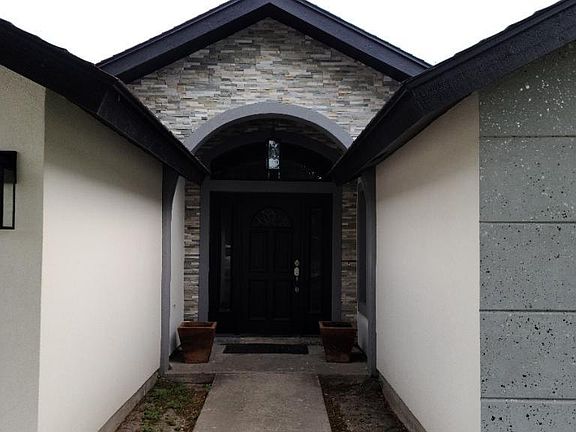 3rd image of 3531 Warwick Glen Dr