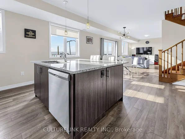 1148 Dragonfly Ave #605, Pickering, ON L1X 0H5