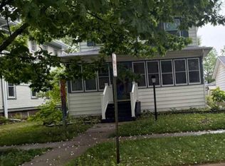 202 N Adams St, Mount Pleasant, IA 52641