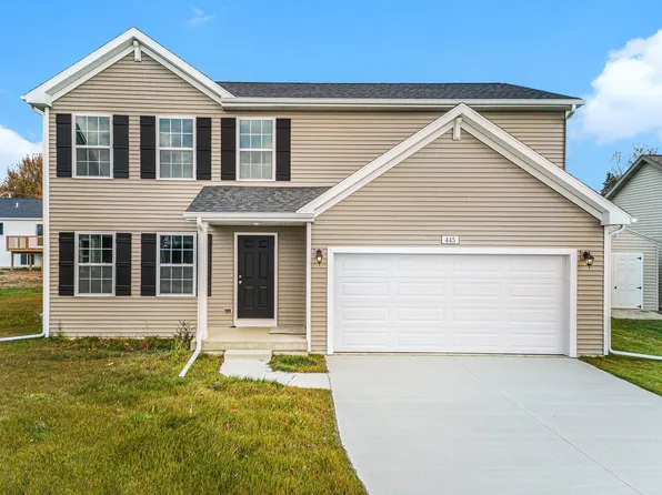 575 River Oaks Dr, Watervliet, MI 49098