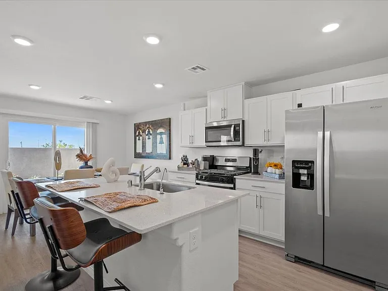 619 Peaceful Rock Ave — Photo 6