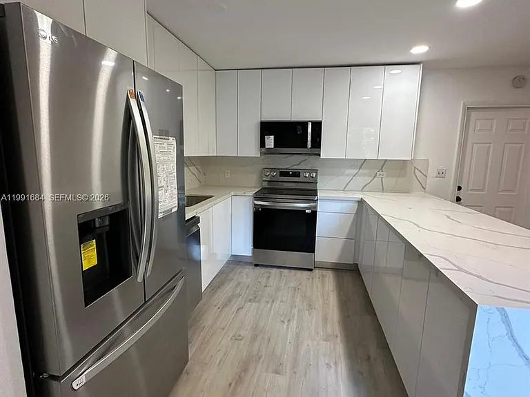 3755 Oak Ave — Photo 8
