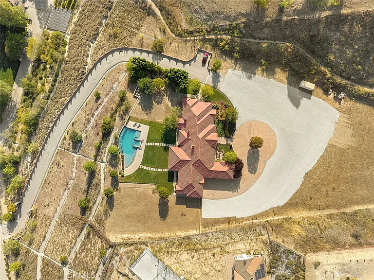 10727 W Stallion Ranch Rd — Photo 38