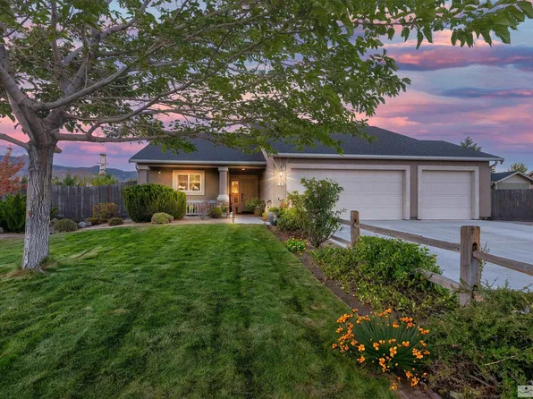 180 Manyon Ct, Dayton, NV 89403