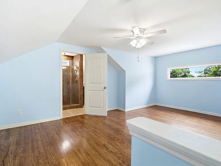527 Stevenson St — Photo 31