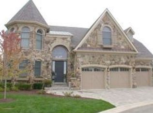 13113 Lake Mary Dr, Plainfield, IL 60585