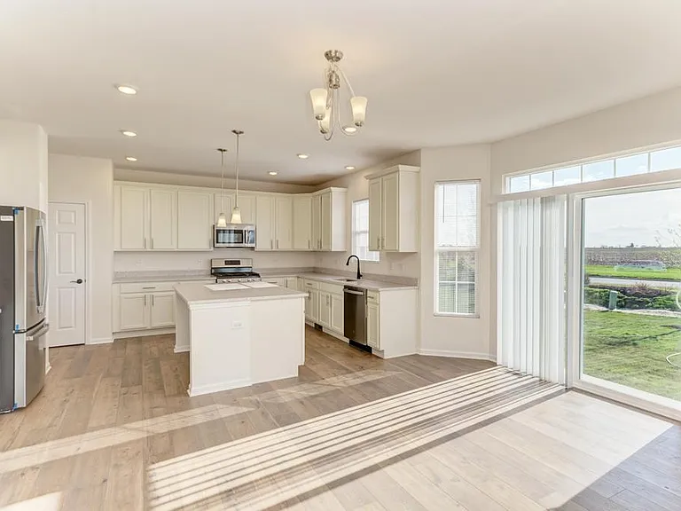 15303 S Sawgrass Cir — Photo 9