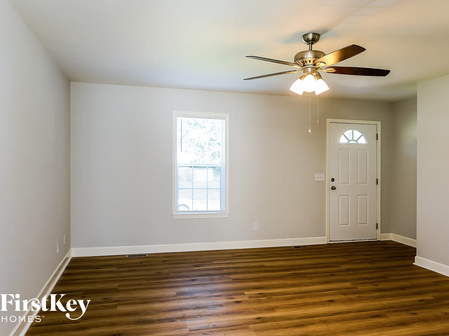 3 bed, 2.0 bath, 1200 sqft, $1,945 — Photo 4