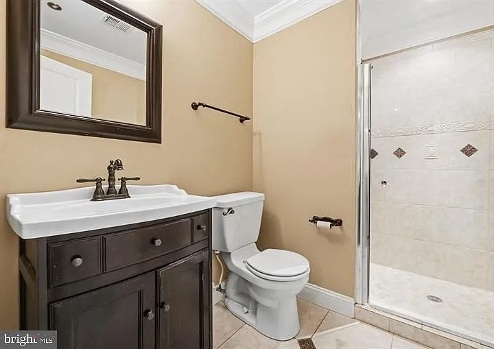 12104 Guinevere Pl — Photo 37