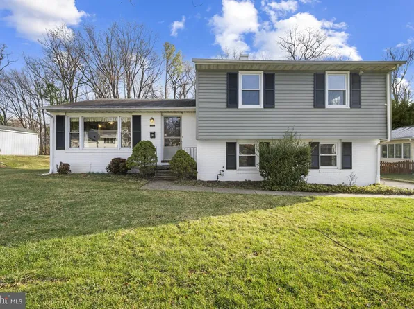 8723 Valleyfield Rd, Lutherville Timonium, MD 21093