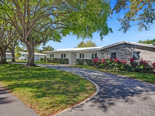 13800 SW 72nd Ct, Palmetto Bay, FL 33158