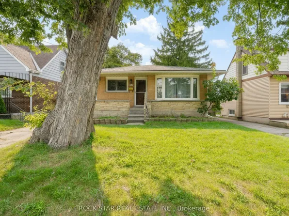 82 Franklin St N, Kitchener, ON N2A 1X9