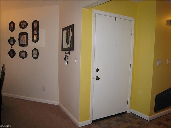3rd image of 377 Pleasant Meadow Blvd