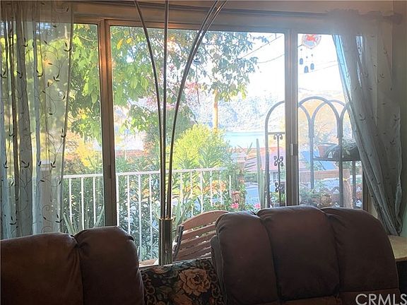 4th image of 2833 Marina View Dr