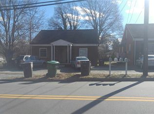 601 Chestnut Dr, High Point, NC 27262