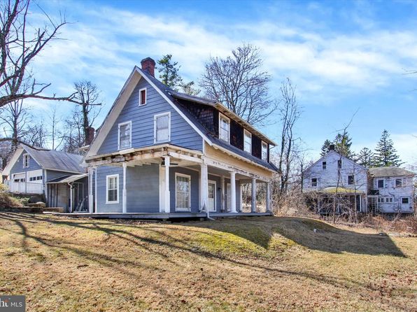 25546 Military Rd, Cascade, MD 21719
