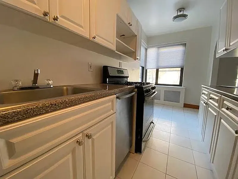 1 bed, 1.0 bath, 1100 sqft, $1,790 — Photo 3