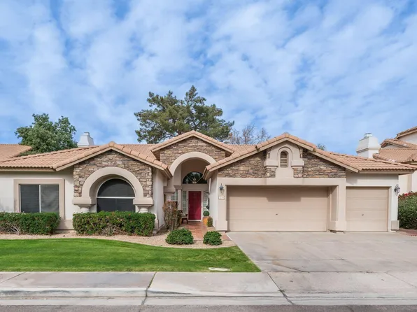 2214 E Beachcomber Dr, Gilbert, AZ 85234