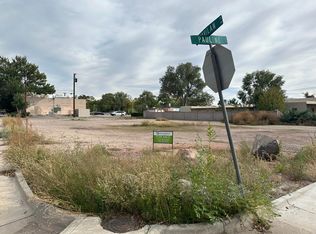 5936 Pauline St NW, Albuquerque, NM 87107