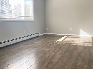 907 Fontmore Rd APT 2, Colorado Springs, CO 80904