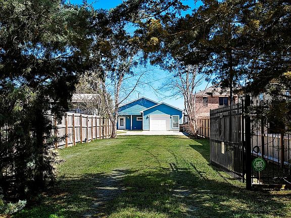 3rd image of 3723 Bayshore Dr