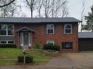 3 Braquewood Ct, Ballwin, MO