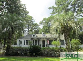 36 Richmond Dr, Savannah, GA 31406