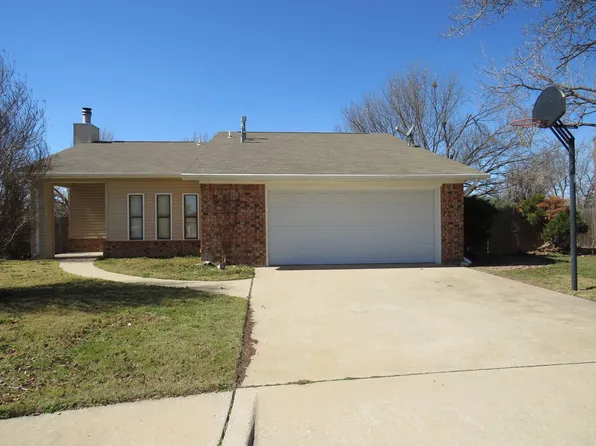 108 NE 48th St, Lawton, OK 73507