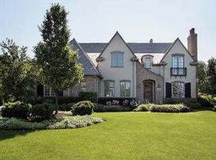 1071 Olmsted Dr, Lake Forest, IL 60045