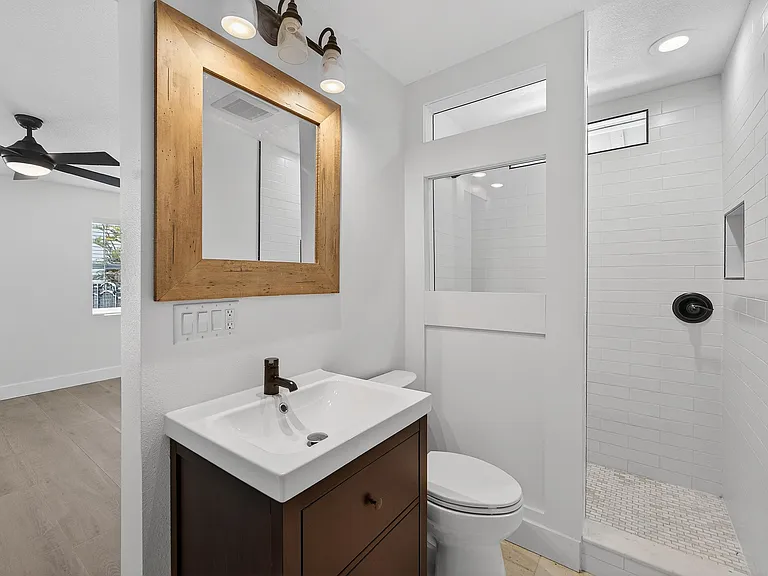 1839 Saint George Dr — Photo 30