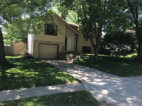 2nd image of 116 Hillcrest Ave