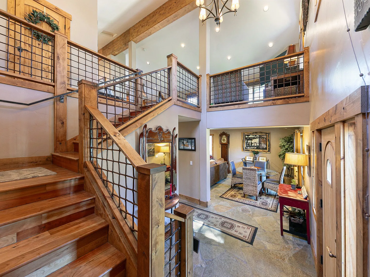 4 bed, 3.5 bath, 3526 sqft, $7,500 — Photo 3
