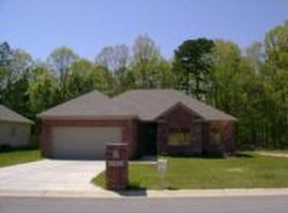 1721 Milburn Dr, Benton, AR 72015