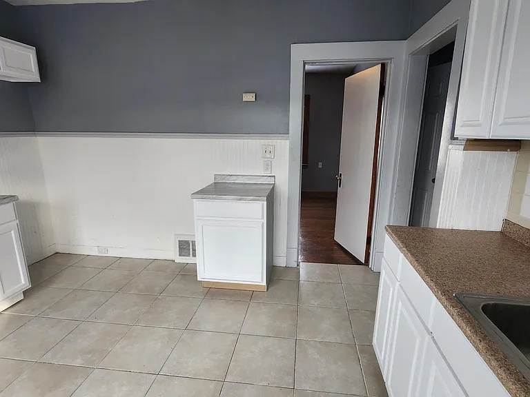 20664 Miller Ave — Photo 18