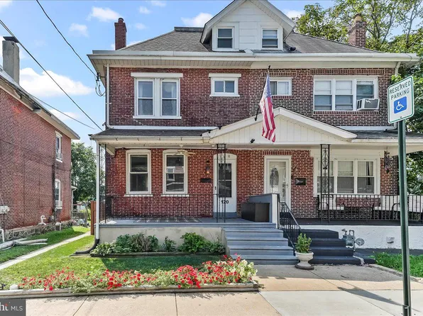 120 E Berkley Ave, Clifton Heights, PA 19018