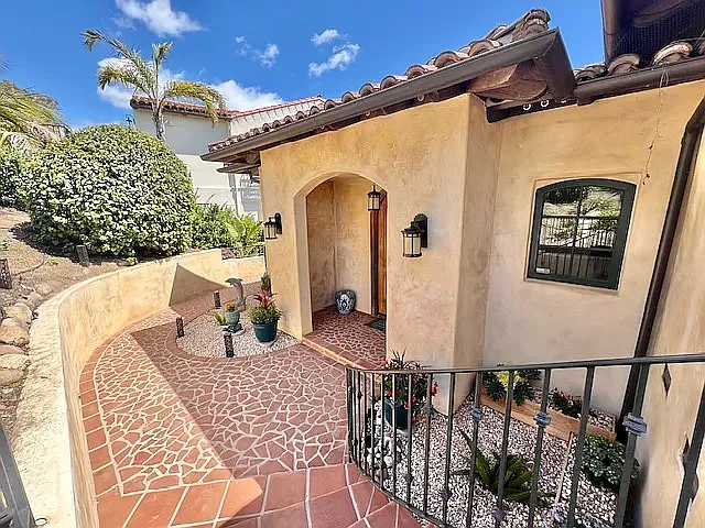 1624 La Vista Del Oceano Dr — Photo 5