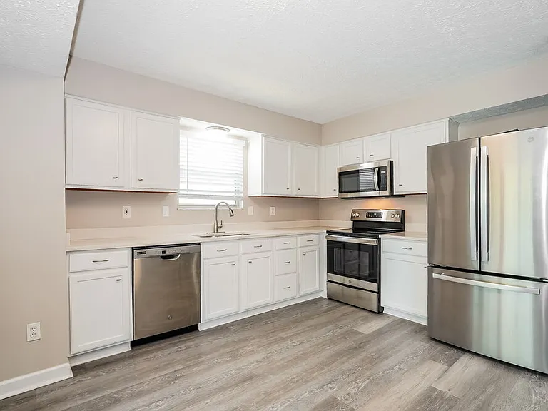 1097 Leclerc Pl — Photo 8
