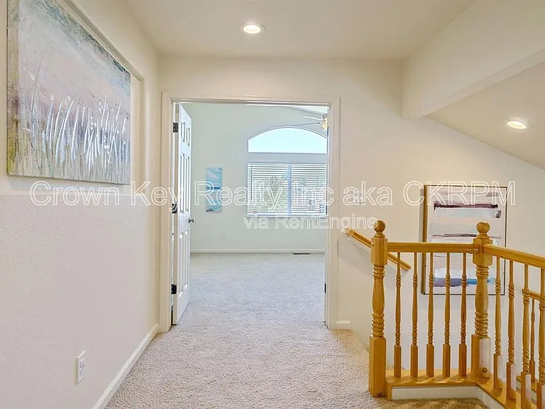 767 Bishop St — Photo 17