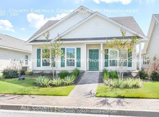 131 Lilly Bell Ln, Freeport, FL 32439